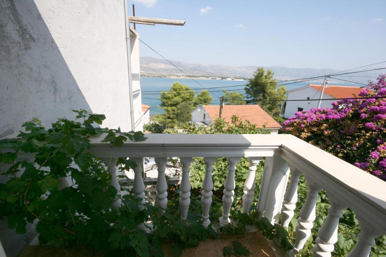 Apartments By The Sea Mastrinka, Ciovo - 4647 Trogir Exterior foto